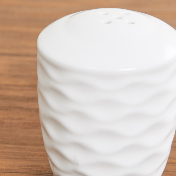 Brook Solid Salt and Pepper  - Ceramic -  Salt and Pepper Shaker - 5.5 cm  L x 7.8 cm  H - White