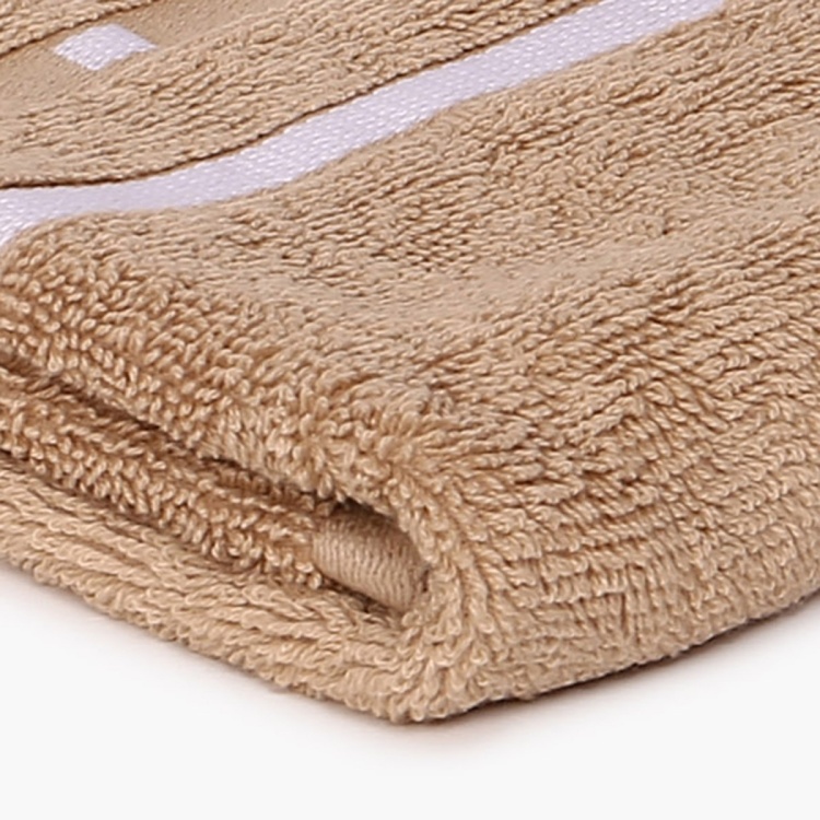 Essence Hand Towel