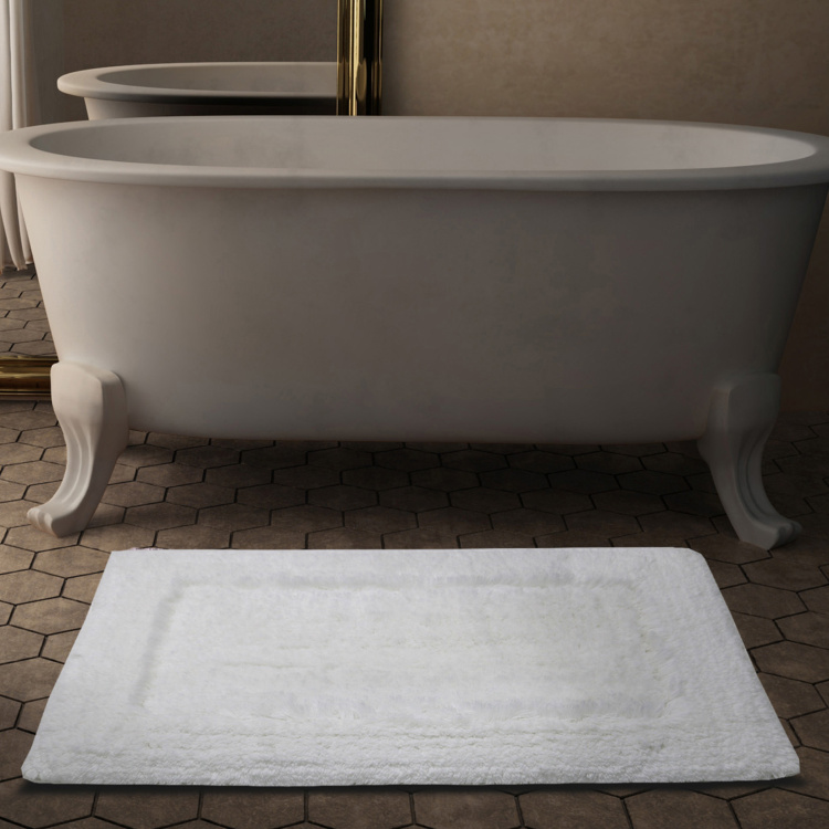 Spaces Large Size Aerospa Solid Bath Rug