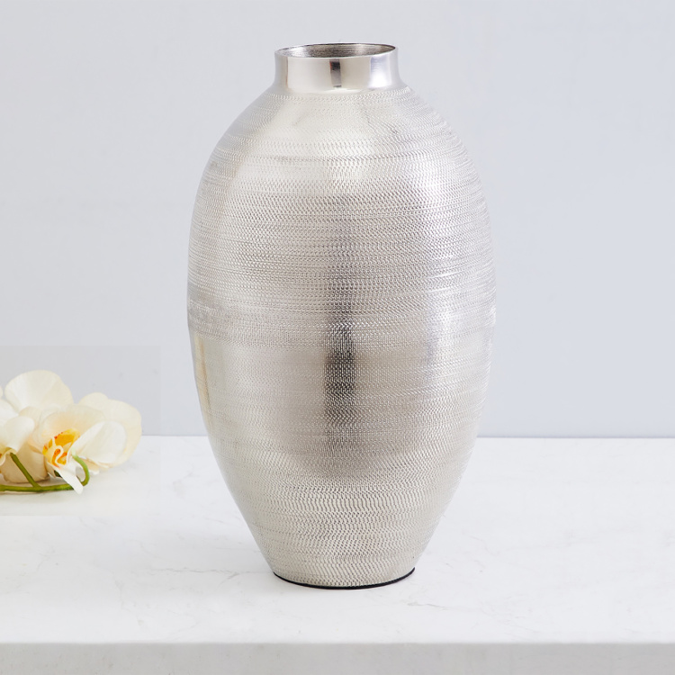 Galaxy Chrome Textured Vase