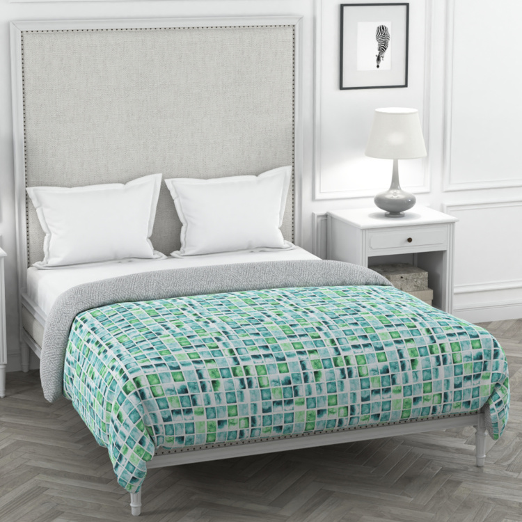 PORTICO Facets Printed King-Size Comforter - 2.24 x 2.74 m