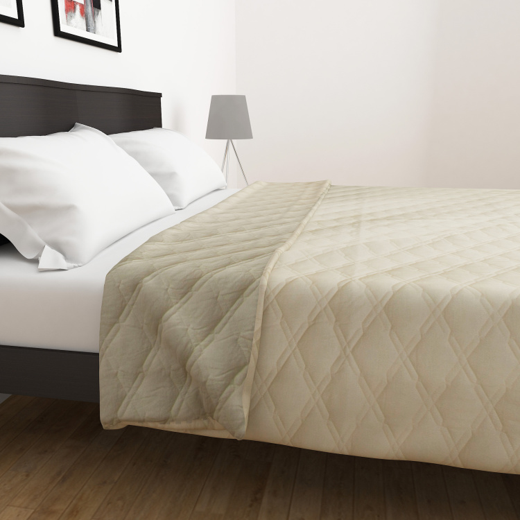 Marshmallow Solid Double Quilt - 228 x 254 cm