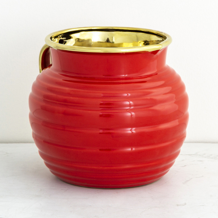 Splendid Textured Planter with Handle