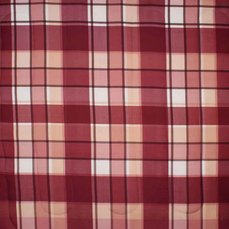 SPACES Welhome Unwinders Checked Double Bed Quilt - 220 x 230 cm